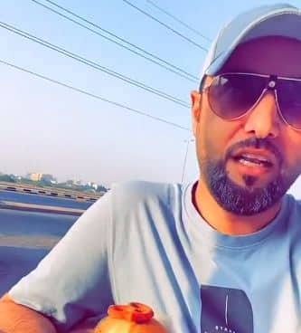 بدر اللامي ينتقد استغلال أصحاب المقاهي