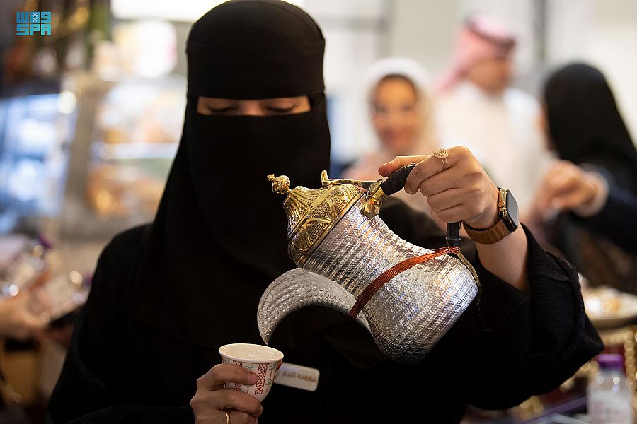 القهوة السعودية في ذاكرة زوَّار معرض الكتاب - المواطن
