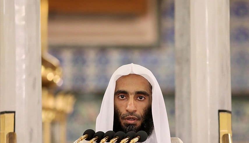 خطيب المسجد النبوي: اتباع عادات الرسول من مظاهر حبه