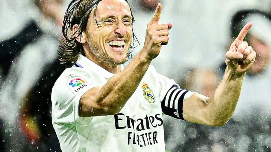 خطة مودريتش لرفض عروض دوري روشن والبقاء في ريال مدريد