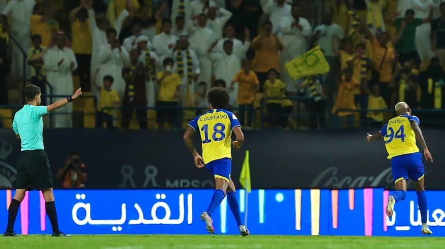 النصر يعزز وصافته برباعية ضد الفيحاء