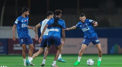 الهلال يعاود تدريباته والعويس يشارك