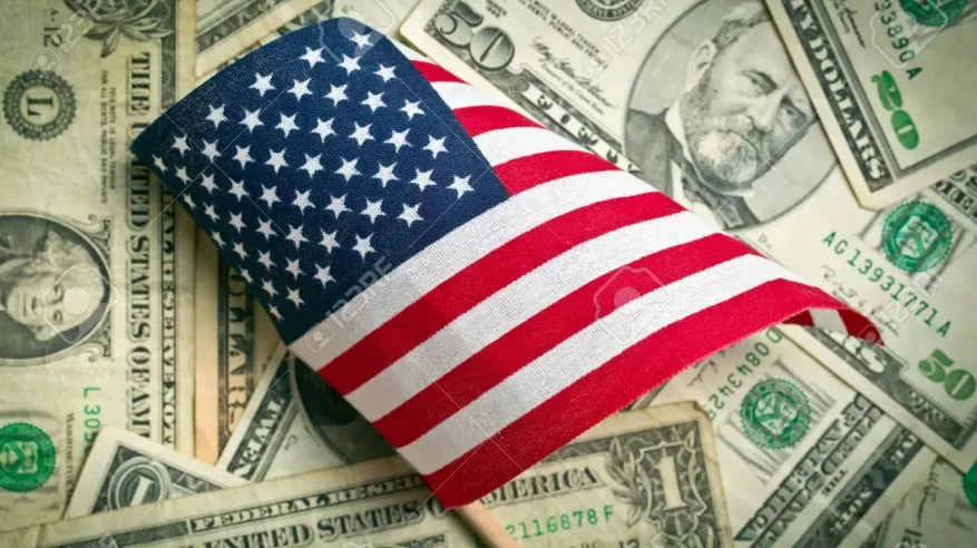 ارتفاع الدولار مع استمرار الضغوط التضخمية الأمريكية