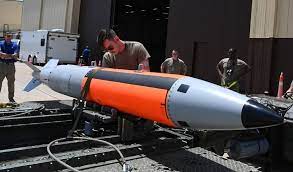 أمريكا تهدد روسيا بقنابل B61-12 التكتيكية