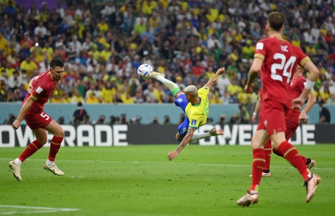 البرازيل تحصد أول 3 نقاط بمونديال 2022 بثنائية ريتشارليسون
