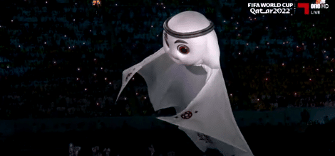 لحظة دخول تميمة لعيب حفل افتتاح مونديال قطر