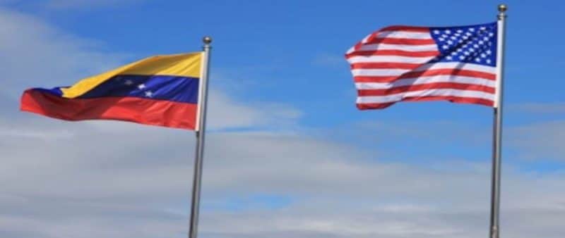 أمريكا تخفف العقوبات على فنزويلا للاستفادة من نفطها
