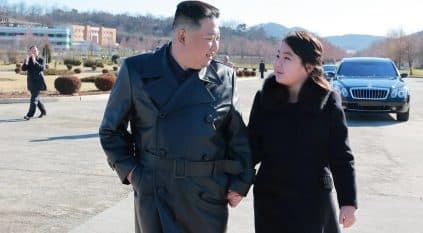 رسالة زعيم كوريا الشمالية بظهور ابنته المحببة