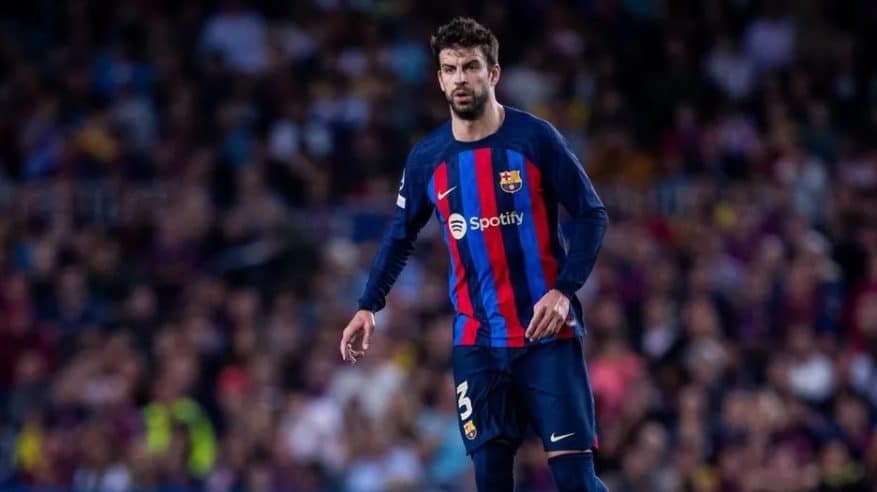 تفاصيل وداع بيكيه بمباراة برشلونة وألميريا