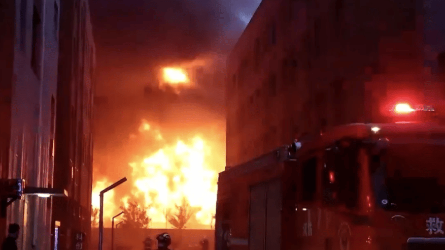 مقتل 38 شخصًا في حريق بمصنع بالصين