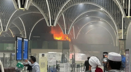 لقطات لحريق ضخم بمطار بغداد الدولي