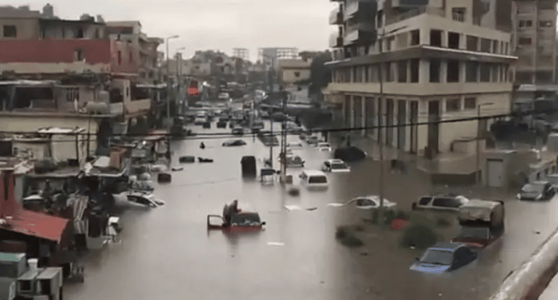 لبنان تغرق في مياه الأمطار