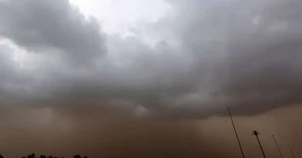 المسند: قمة السحب على جدة أعلى من جبل إفرست
