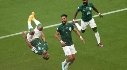 نيويورك تايمز: فوز المنتخب السعودي أدخل البهجة والفخر على الوطن العربي