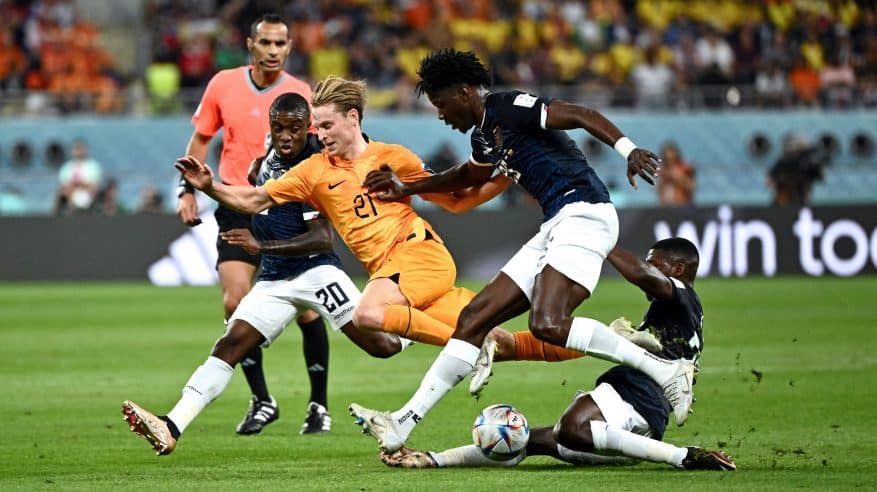 تعادل هولندا ضد الإكوادور وقطر تودع مونديال 2022