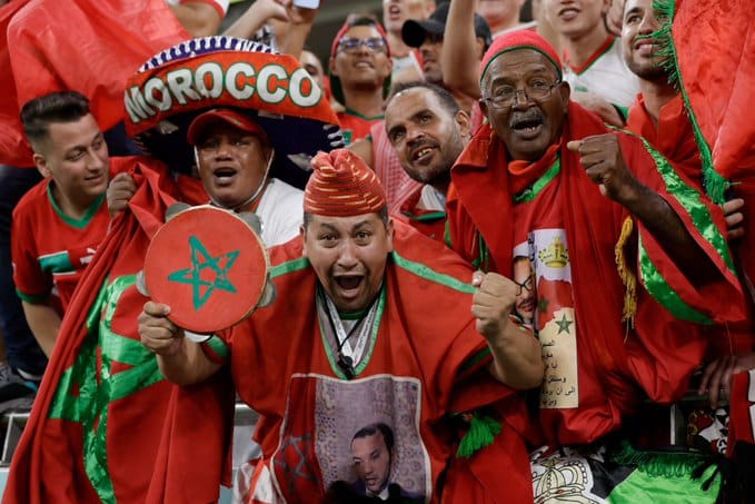 لقطات لغناء وهتافات جماهير المغرب قبل مباراة البرتغال