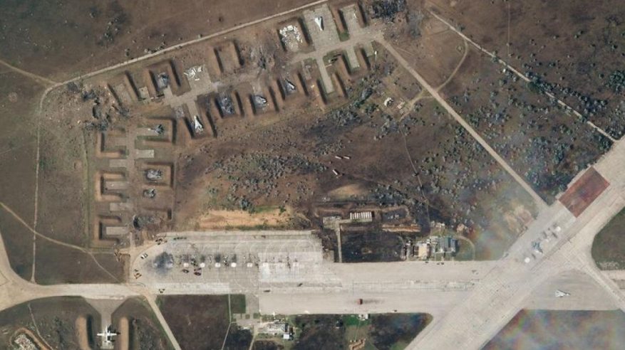 انفجارات وقتلى في قاعدة جوية روسية