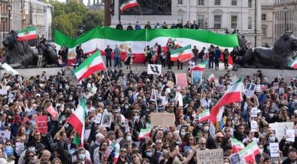 العتيبي: مواقف الغرب تجاه احتجاجات إيران والربيع العربي مثيرة للجدل والشكوك