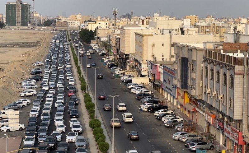 أزمة مرور في جدة أفقدت اللوكيشن صوابه