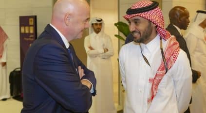 وزير الرياضة يلتقي برئيس الفيفا بمباراة الأرجنتين وكرواتيا