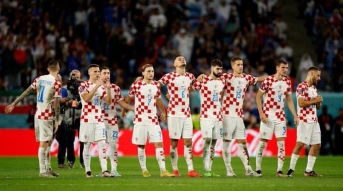 فيفا يغرم منتخب كرواتيا ماليًا بالمونديال