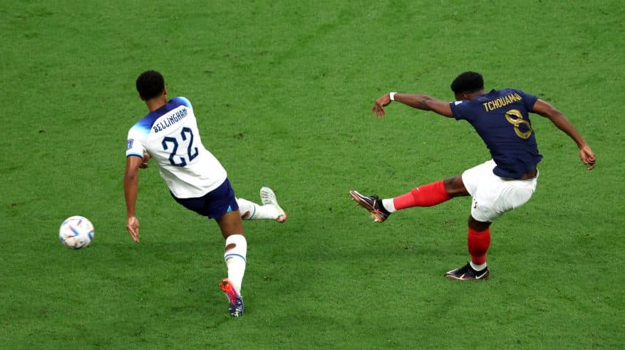 تأخر إنجلترا ضد فرنسا بهدف في الشوط الأول