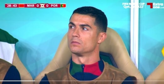 شاهد.. رونالدو على دكة البدلاء في مباراة المغرب والبرتغال