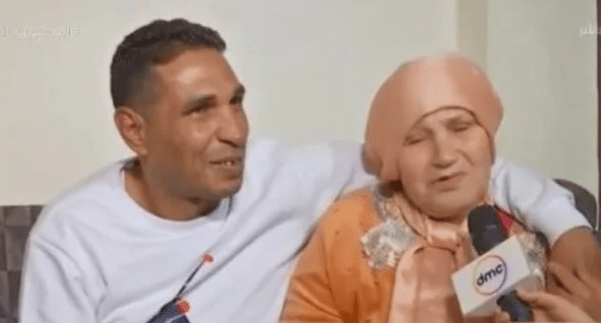 منشور يقود أردني للقاء والدته المصرية بعد فراق 43 عامًا