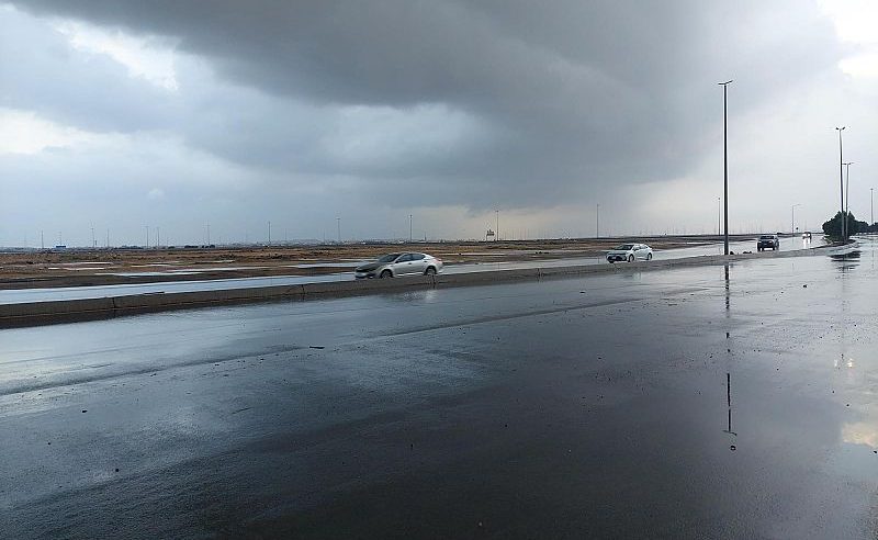 أمطار على جدة وبحرة غدًا