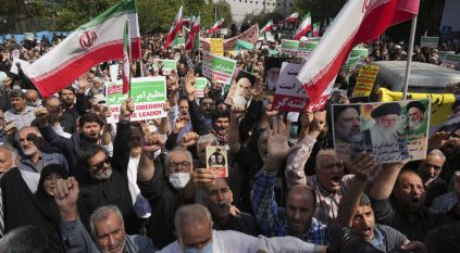 إيران تعدم اثنين من المتظاهرين