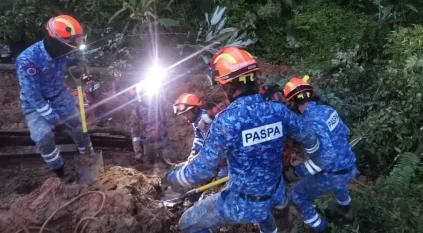 اللقطات الأولى لحادث الانهيار الأرضي في ماليزيا