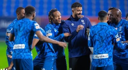 سويسري يُدير مباراة الهلال والباطن