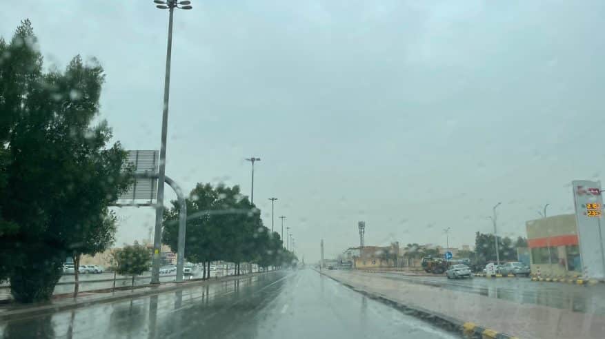 طقس السعودية اليوم .. أمطار ورياح نشطة على 7 مناطق