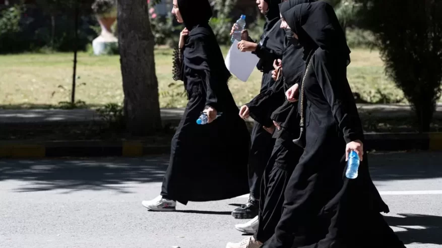طالبان تحظر المطاعم المفتوحة على النساء