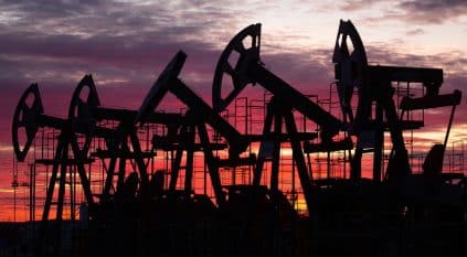 أسعار النفط تسجل أكبر مكاسب أسبوعية منذ أكتوبر