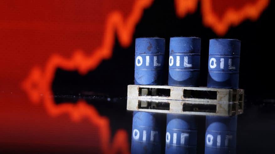النفط يسجل أدنى مستوى في أسبوعين بسبب الصين