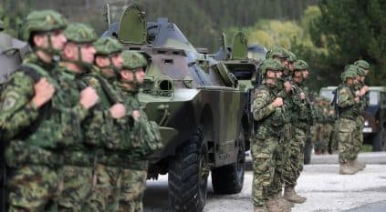 تحرك جيش صربيا نحو كوسوفو يثير تخوفات دولية