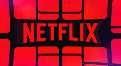 Netflix تغير قواعد مشاركة الحسابات خارج المنزل