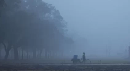 ضباب نيودلهي يضرب حركات التنقل والسفر الجوي