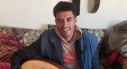 العثور على فنان يمني مشنوقًا بعد خروجه من سجن الحوثي