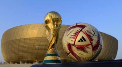 الكشف عن كرة نصف نهائي ونهائي مونديال 2022
