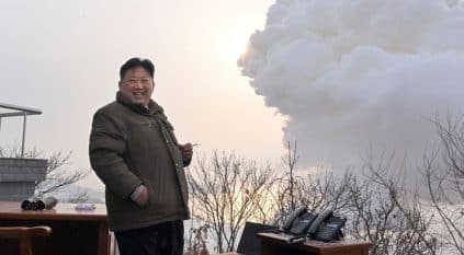 كوريا الشمالية تنجح في تطوير سلاح خارق