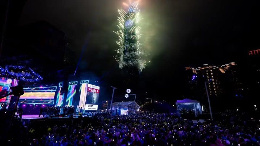 لقطات لاحتفالات باهرة حول العالم بـ العام الجديد