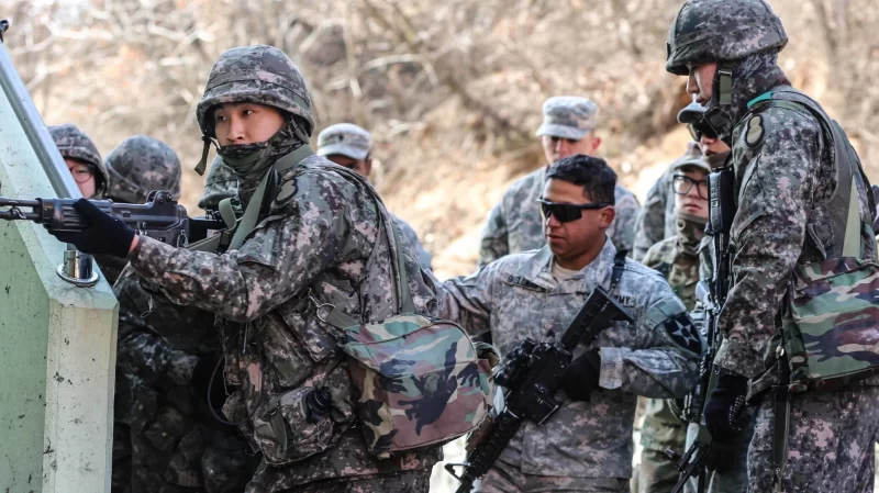 مشاهدات لاستنفار كوريا الجنوبية عسكريًا ردًا على جارتها الشمالية