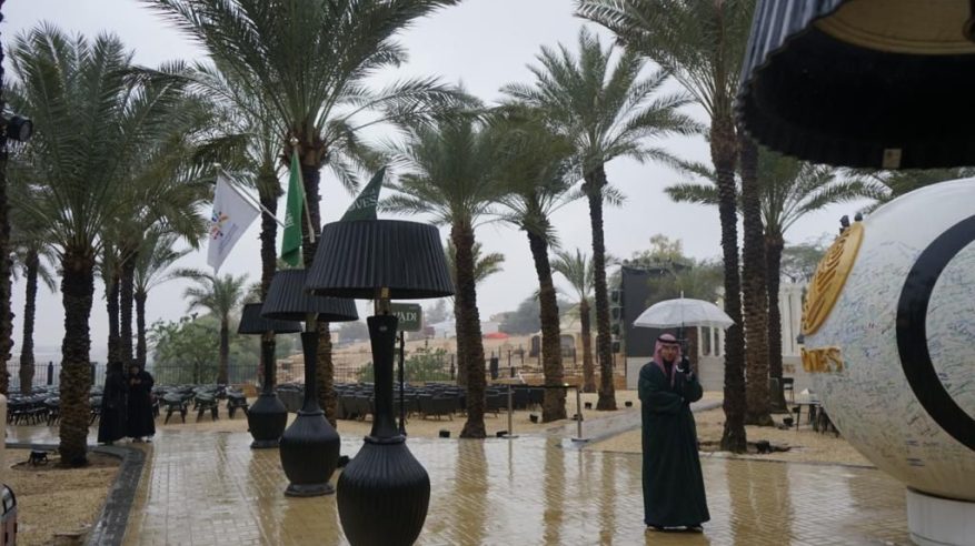 الأمطار تكمل سحر طبيعة ذا جروفز في موسم الرياض