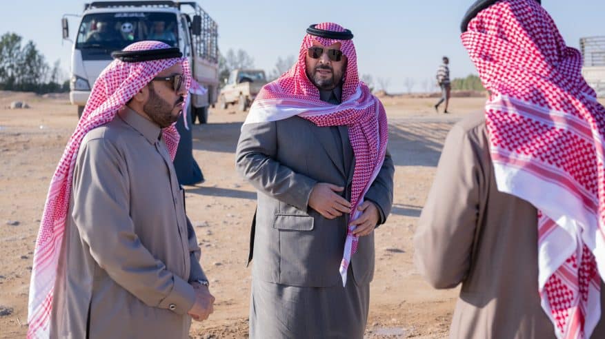 أمير الحدود الشمالية يوجه بنقل سوق الماشية برفحاء قبل رمضان