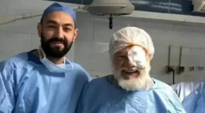 الفخراني يطمئن المصريين بعد صورته بالمستشفى