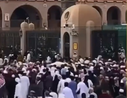 جموع غفيرة تشيع الداعية عبدالله بانعمة بالمدينة المنورة