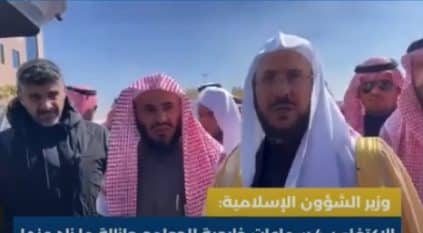 وزير الشؤون الإسلامية: الاكتفاء بـ 4 سماعات خارجية للجوامع وإزالة ما زاد عنها