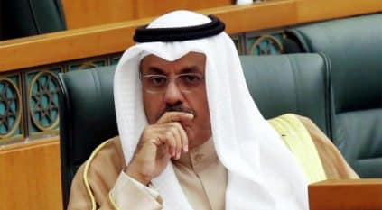 أمير الكويت يقبل استقالة رئيس الوزراء وحكومته